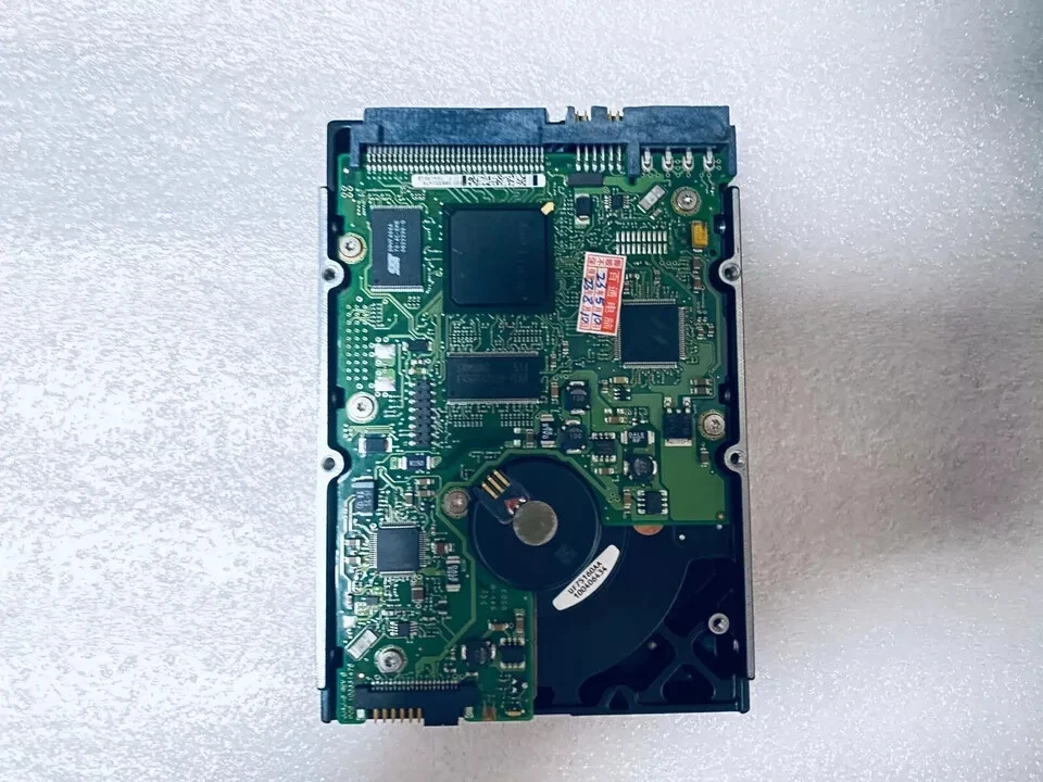 Seagate Cheetah 15K.4 146GB Internal 15000RPM 3.5" (ST3146854LW) 68PIN U320 HDD - Image 2 of 4