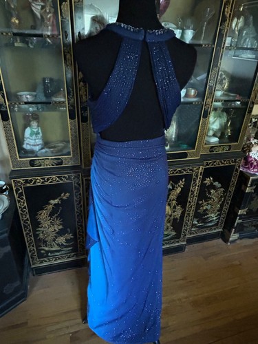 Vestido Betsy & Adam Ombre Brillante Halter Noche Baile de graduación Azul Acanalado 6 Hadas De Colección - Imagen 7 de 18
