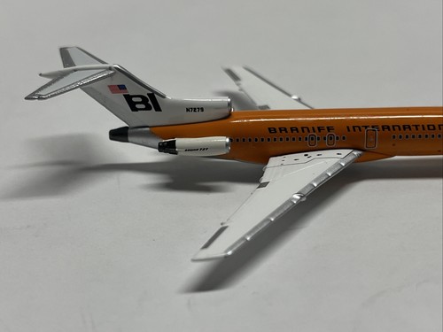 1:500 Inflight 500 Braniff International Airlines Boeing 727 100 Scale Toy Jet - Picture 7 of 11