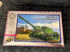 NIB PST MODEL KIT #72007 ISU-152-1 HEAVY SELF PROPELLED GUN