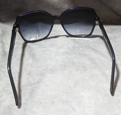 Vince Camuto Blue Gradient Sunglasses With Silver Emblem | eBay display picture 1