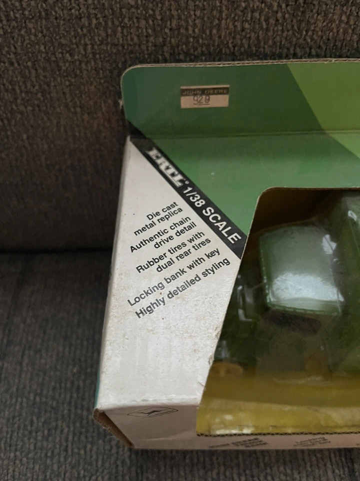 ERTL John Deere 1926 Mack Bulldog Truck Die Cast Bank con llave 5534 nuevo en caja Foto 3 de 4