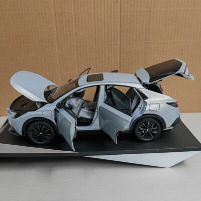 1/18 Scale Honda e:NP2 2024 Silver Diecast Car Model Toy
