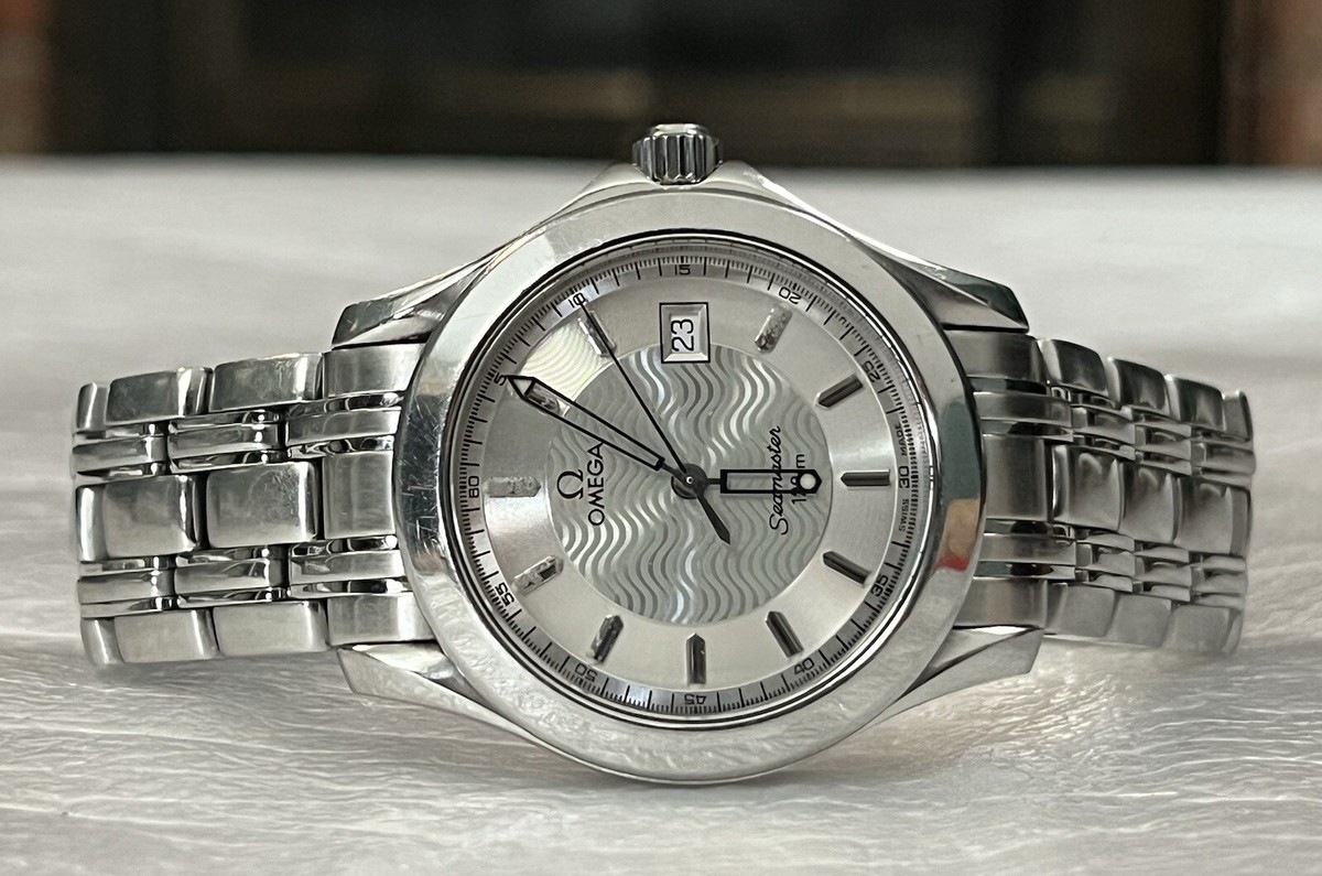 OMEGA SEAMASTER 120m 196 1501 腕時計 OMEGA 196.1501 Seamaster 120m Blue Dial Quartz Cal Ω 1538