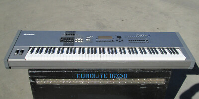 Yamaha Motif 8 Production Synthesizer 88-Key Keyboard Workstation