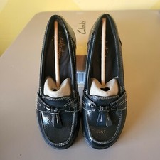 Clarks Ashland Bubble Women's Leather Tasseled Slip On Casual Loafers Size 5M US