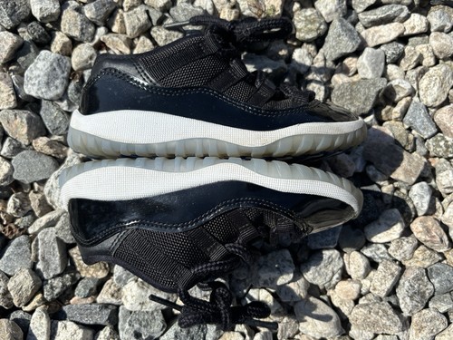 Air Jordan 11 Retro Nike 378039-011 Basketball schwarz weiß Jubiläum Jugend Gr. 10C - Bild 2 von 6