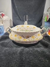 Vintage Vernon Kilns Metlox  Hibiscus Pattern Serving Bowl With Lid