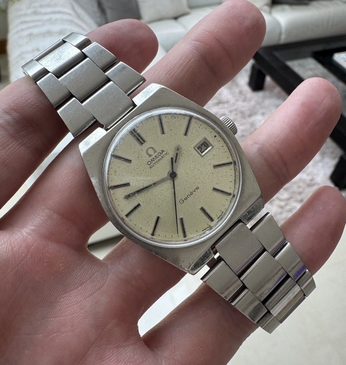 Omega Geneve Automatic Steel Dial Date Men's Watch Ref