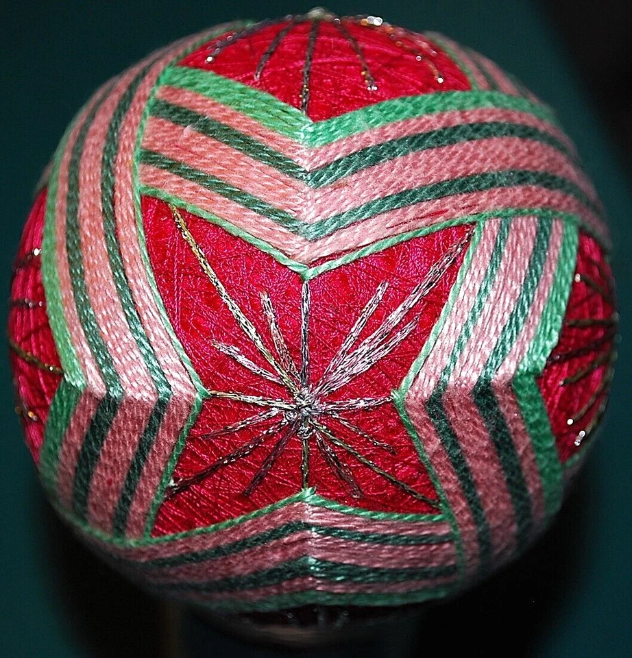 Vtg JAPANESE TEMARI THREAD HAND BALL Traditional Handmade FOLK ART Pink/Green - Image 3 of 4