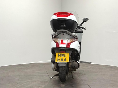 2011 Honda FES125 S-Wing ABS, 24k miles, CBT Learner Legal 125cc Scooter Project - Picture 11 of 24