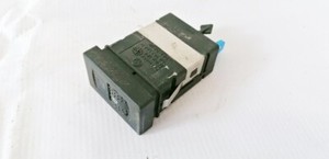 Volkswagen Passat 2001 Heated Seat Switch 3B0963564D, Genuine #1056532-16