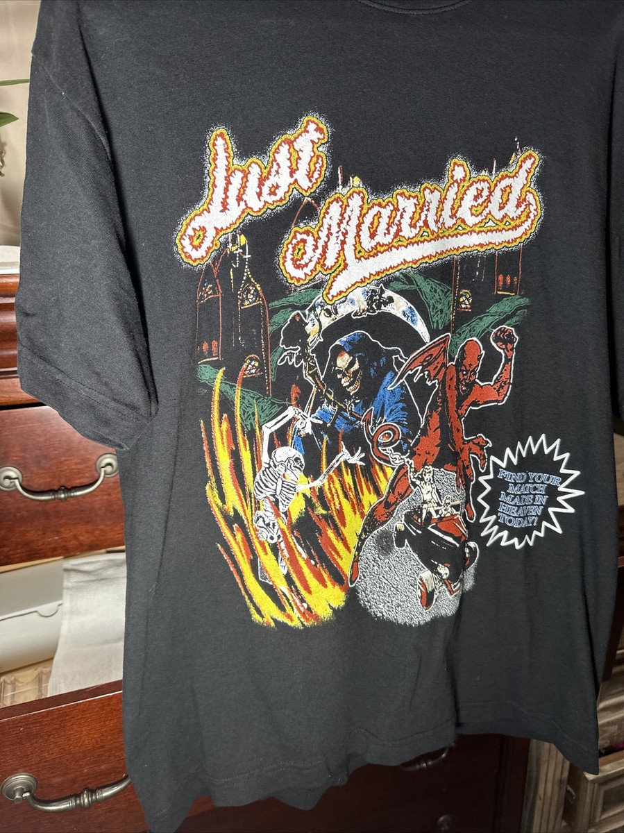 MADE IN HEAVEN - えー【made in heaven 】シャツ Made in Heaven Shirt – AnimeGalore