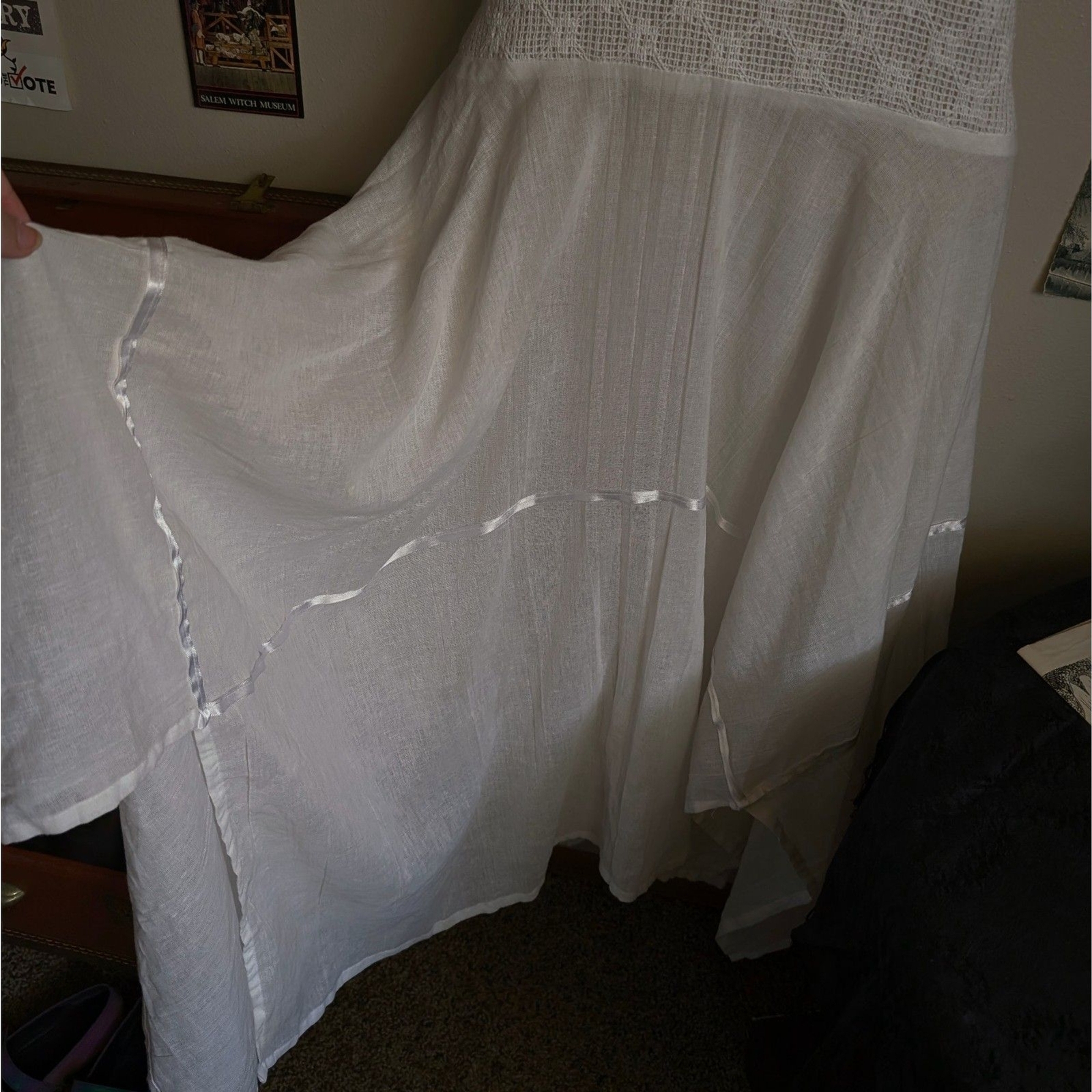 Picture 4 of 4