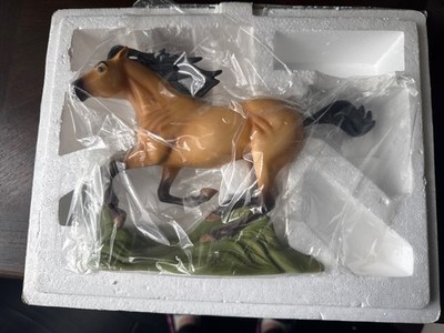 Breyer Spirit Stallion of the Cimarron Large Porcelain Statue #8200 READ DESC