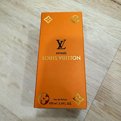 Louis Vuitton Apogée Eau de Parfum Spray, Regular Size 3.4 fl oz