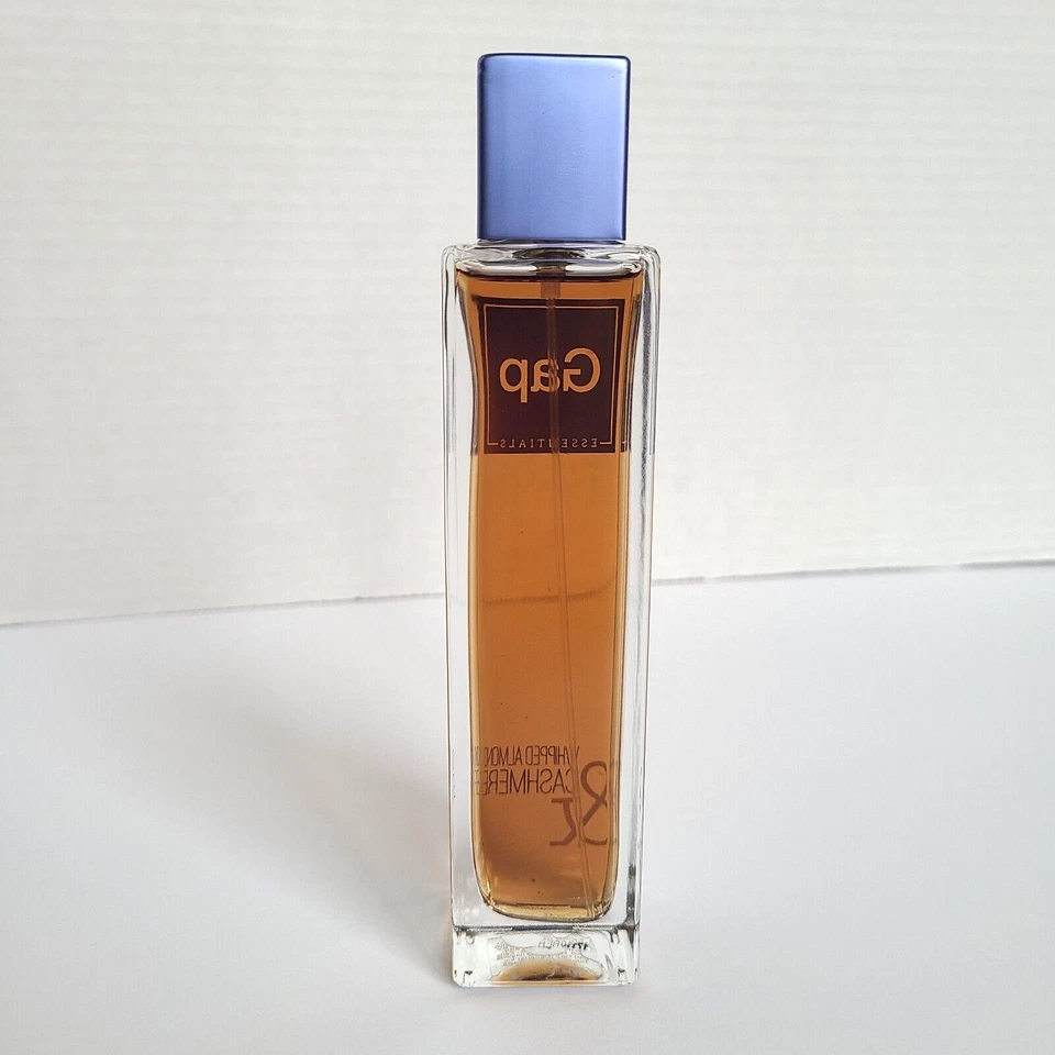 Gap Essentials Batido Almendra Cachemira Eau De Parfum Perfume 3.4 OZ Descontinuado Foto 2 de 4