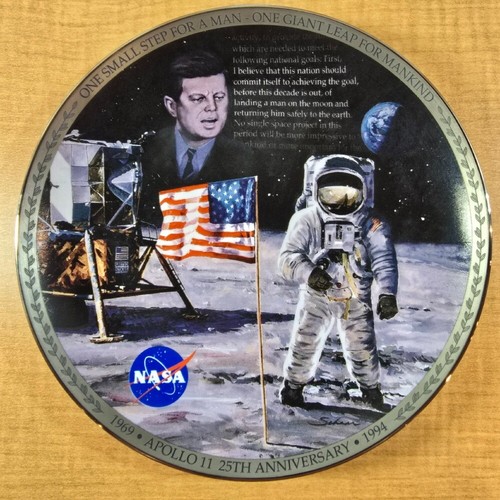 THE EAGLE HAS LANDED #5286D Cert of Authenticity, Patch, 8 inches Moon Landing - Picture 2 of 5