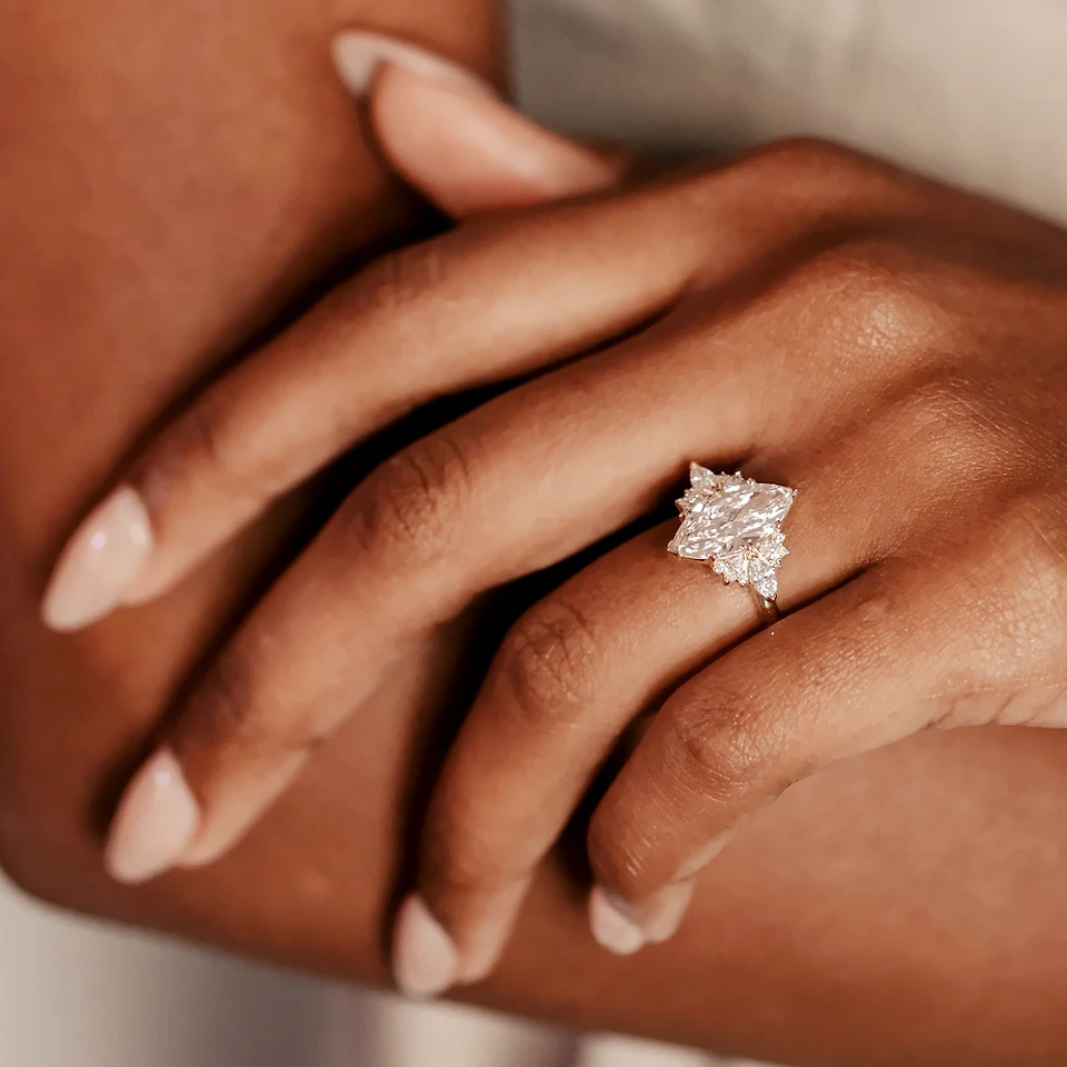 Diamond Marquise Cut Ring Lab Grown 1.50 Carat IGI Certified 18k  Yellow Gold - Image 2 of 4