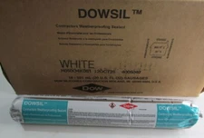 CASE OF 16 DOWSIL CONTRACTORS WEATHERPROOFING SEALANT WHITE 20oz SAUSAGE