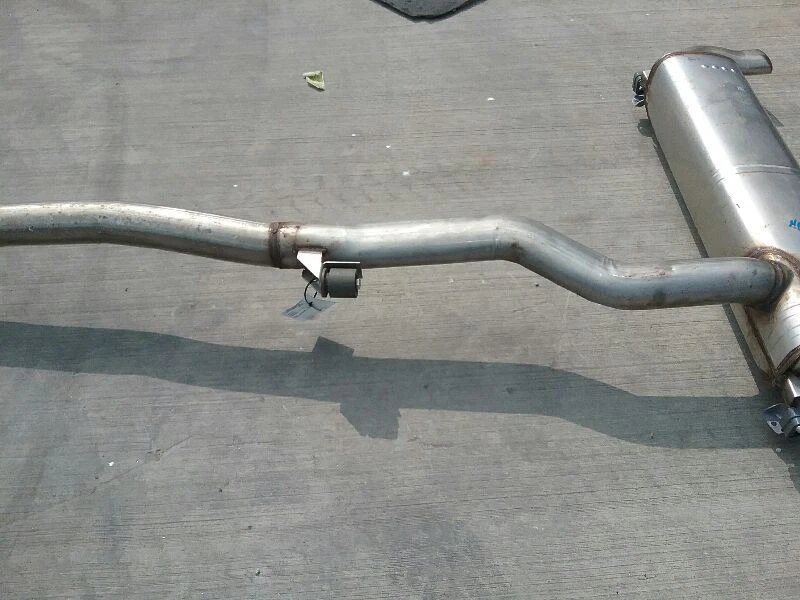 2016 2017 2018 2019 BMW 740 3.0L exhaust and muffler - Image 3 of 4