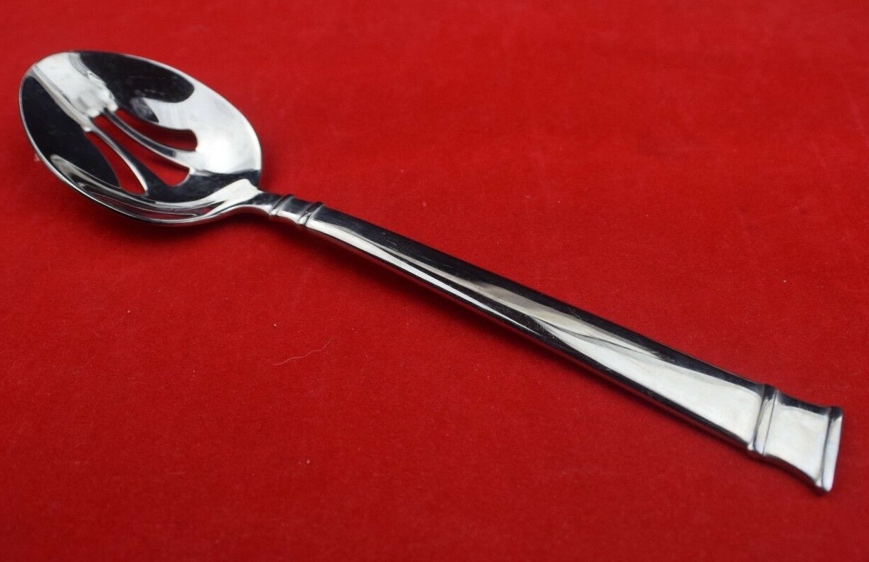 Heritage Mint Ltd, 18/10 stainless china, Bentley, choice 4.95 24