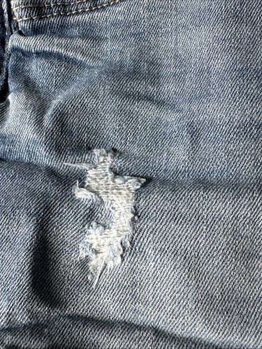 So Girls Distressed Jean Bermuda Shortie Shorts Frayed Cuffed Medium Wash EUC 8 - Picture 5 of 5