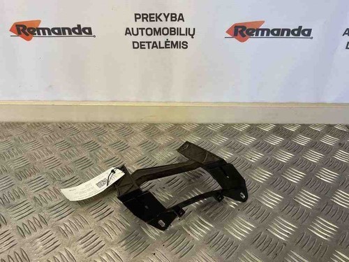 VW TRANSPORTER V T5 Furgon Rechte Scheinwerferhalter 1301329422 1.90 31593219