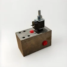 Parker Mi-Jack 31520027 Valve thumbnail 2