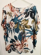 C&C California Tropical Print Linen Shirt Women's 1X Multicolor Floral Beachy