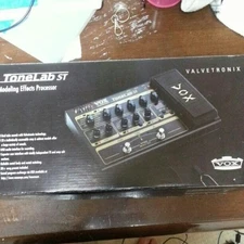VOX ToneLab ST Multi‑Effects Pedal – 33 Amps, 25 FX, Tube Tone & USB Interface
