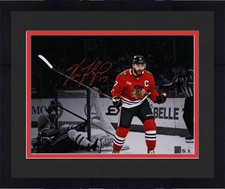 Framed Nick Foligno Chicago Blackhawks Signed 16x20 Celebration Spotlight Photo