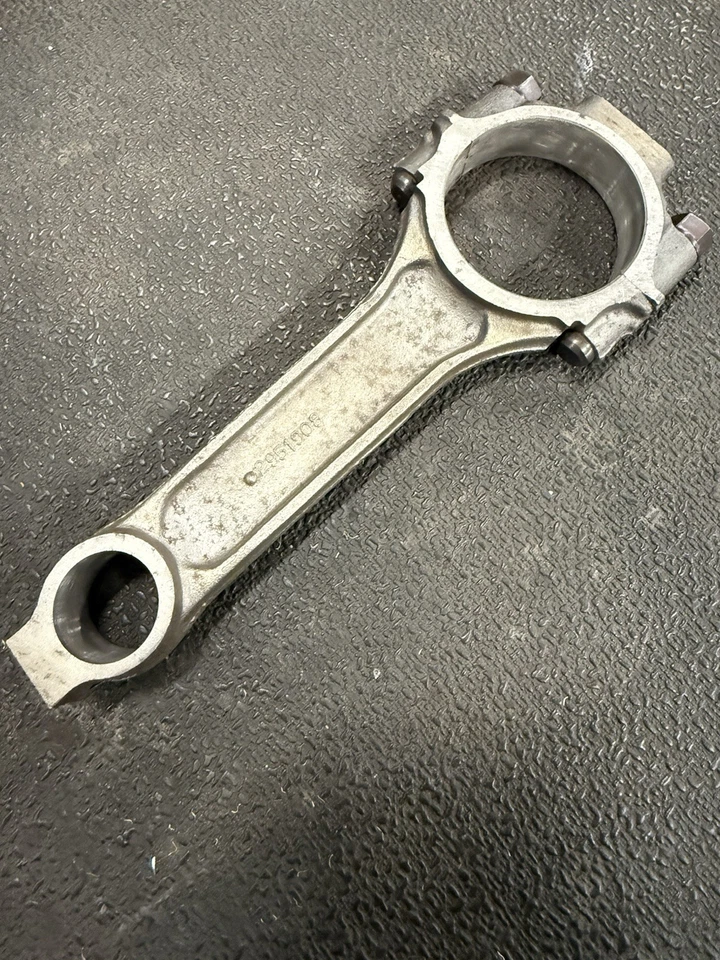 Paquete de 6 bielas reacondicionadas Mopar 440 2951908 paquete de seis tacos Dodge ARP Foto 4 de 4