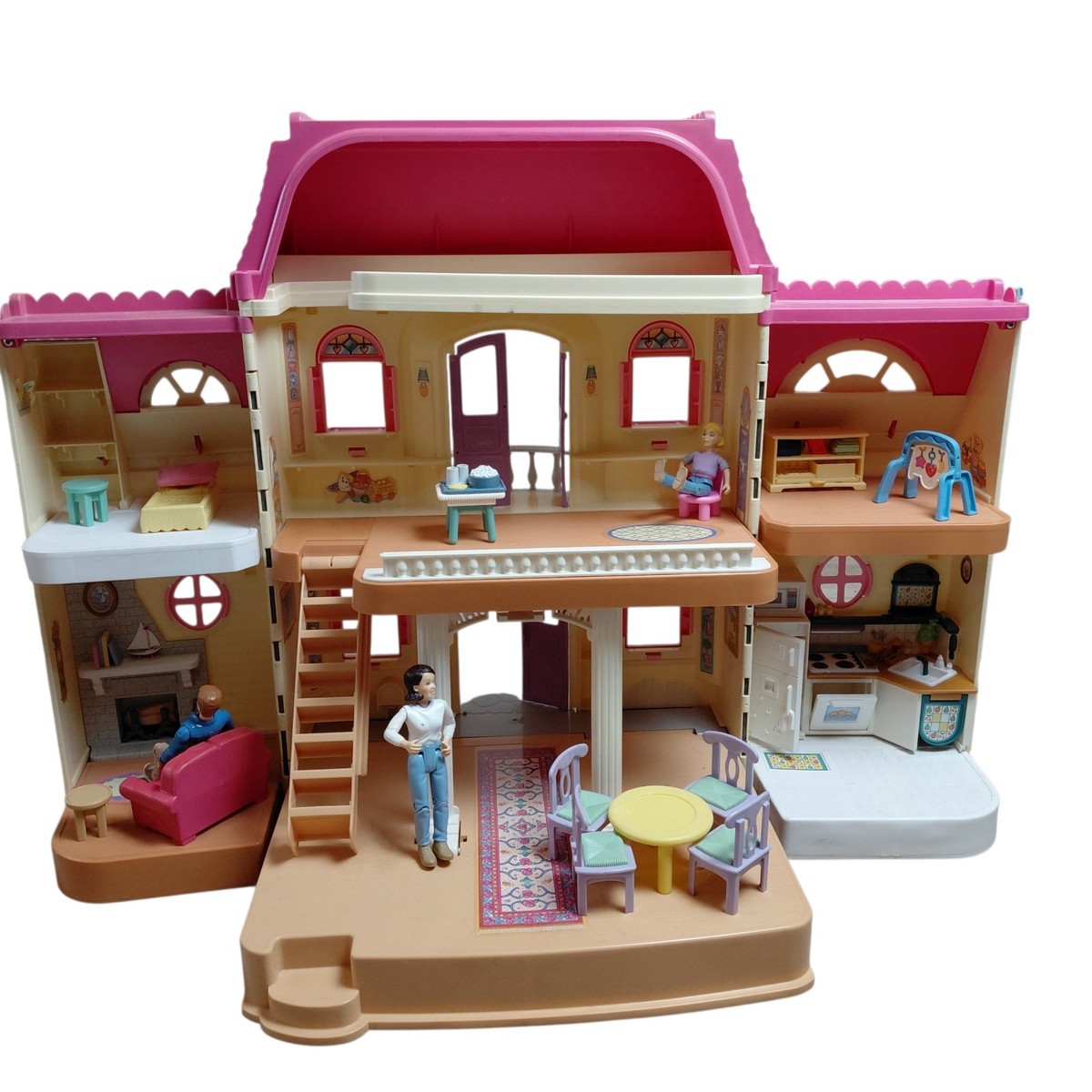 Fisher Price Loving Family Grand Folding Dollhouse Pink Roof Dolls
