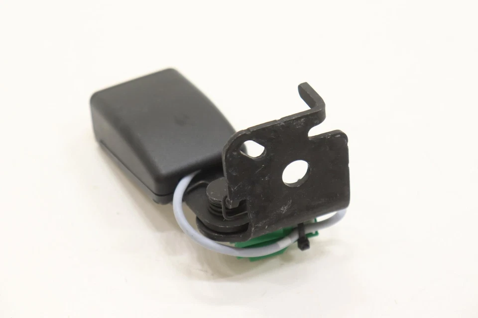 Volvo S60 2019-2025 cinturón de seguridad trasero derecho hebilla de cinturón de seguridad OEM 31462761 Foto 4 de 4