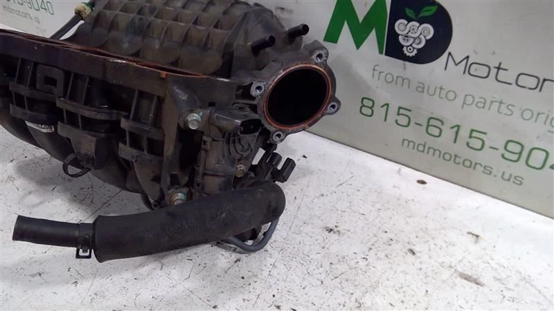 Colector de admisión superior Hyundai Elantra 2011-2013 OEM 28310-2E200 Foto 4 de 4