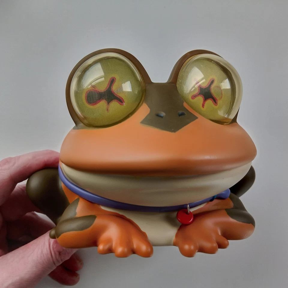 Kidrobot Futurama: Hypnotoad Vinyl Art Figure collectible 2012 Hypno Toad frog - Image 3 of 4