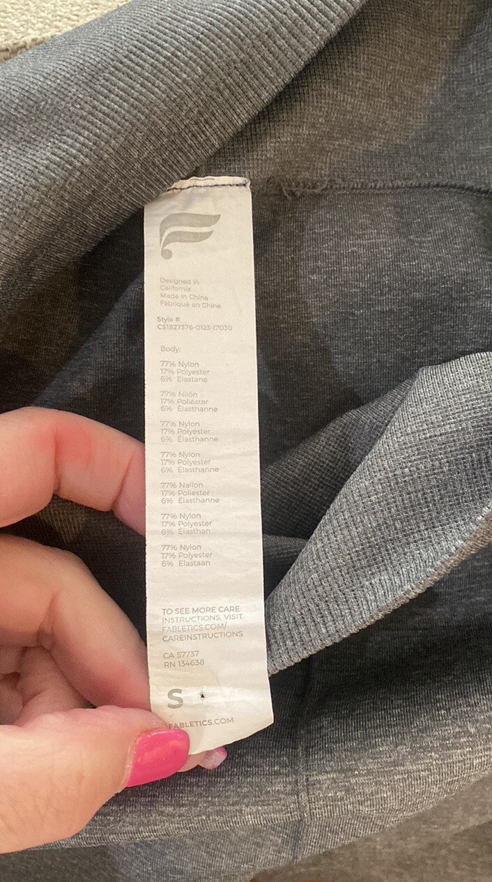 FABLETICS Seamless High-Waisted Statement Capris … - image 6