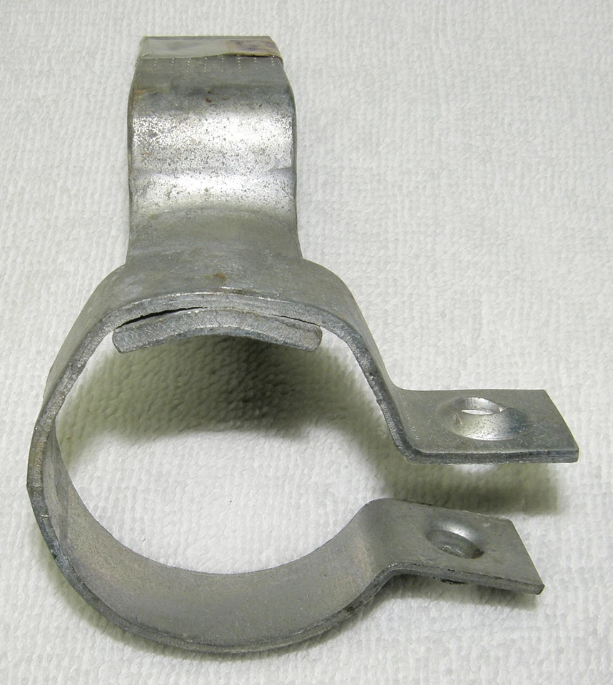 NOS 1965 Pontiac Bonneville Catalina Station Wagon Dual Exhaust Tailpipe Support Foto 4 de 4