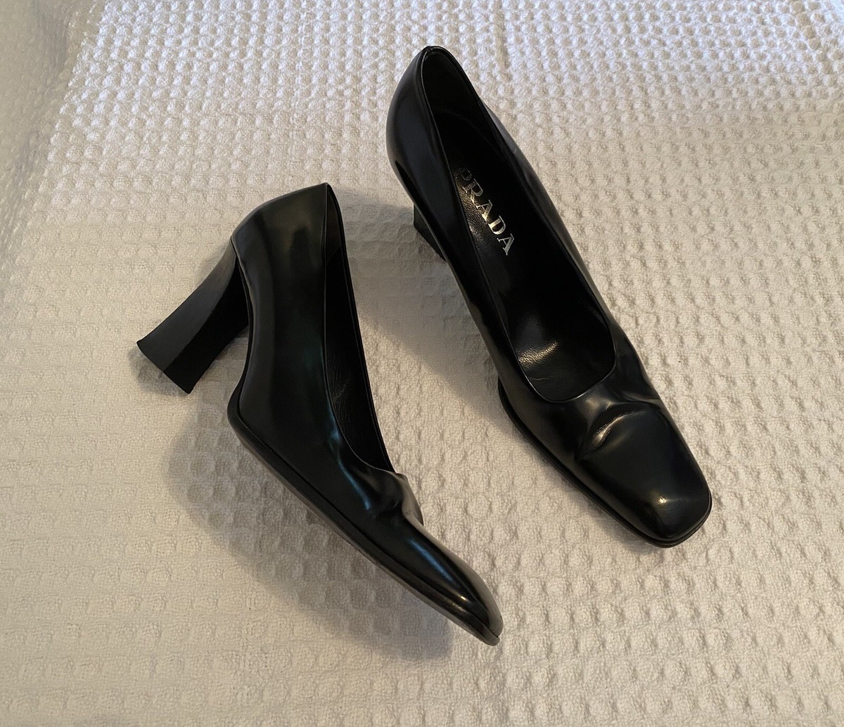 gorgeous PRADA Black Leather 90s Square Toe Sculptural High gorgeous PRADA Black Leather 90s Square Toe Sculptural High