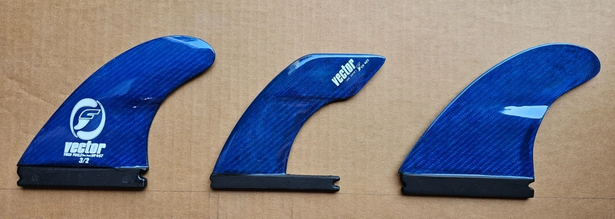 surfboard fins futures VF467 3/2 RTM Blue Alum. w/curved hatchet trailer