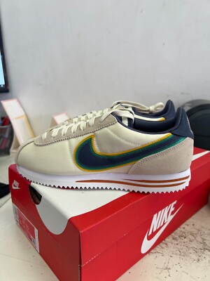 size 6 Nike Cortez Basic Premium 1972