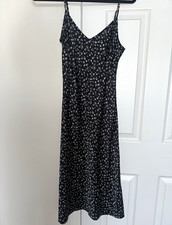 Forever 21 Black White Floral V-Neck Spaghetti Strap Slip Midi Dress Women S