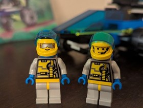 Vintage (1995) LEGO Space Unitron set 1787 Crater Cruiser - RARE