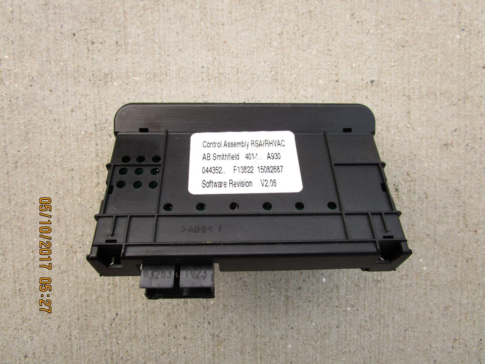 02 - 06 GMC ENVOY XL XUV SLT SLE CONTROLE CLIMÁTICO TRASEIRO / CONTROLE DE ÁUDIO 15082687 - Imagem 3 de 3