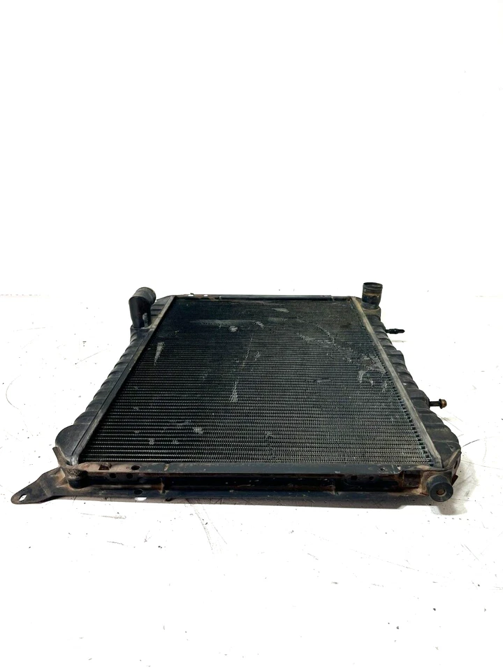 🥇1984-1989 NISSAN Z31 300ZX NON TURBO ENGINE COOLING RADIATOR OEM - Imagem 3 de 4