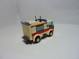 LEGO CITY 7890 Ambulance / Ambulance
