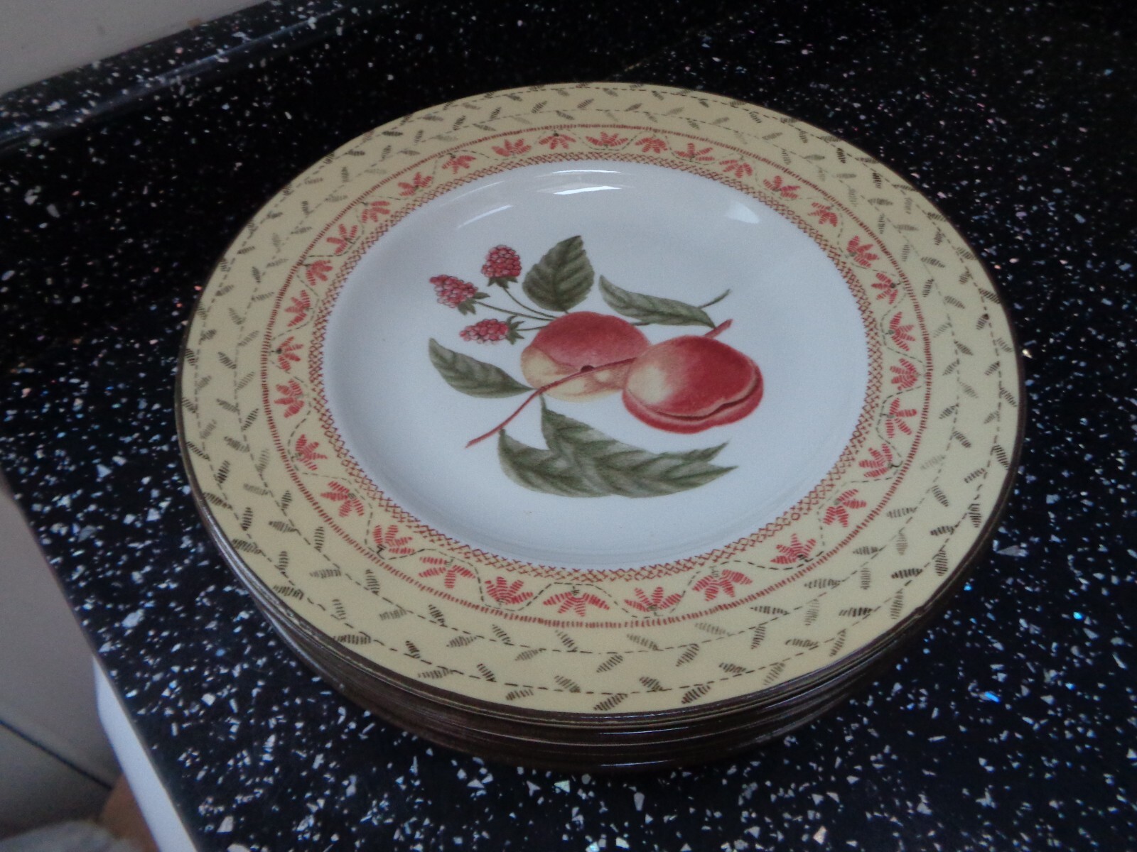 JOHNSON BROTHERS FRUIT SAMPLER SMALL DINNER / LUNCHEON PLATES eBay