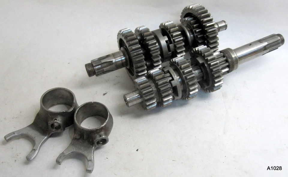 Yamaha CT3 175 1973 conjunto de caja de cambios de transmisión con horquillas de cambio Foto 2 de 4