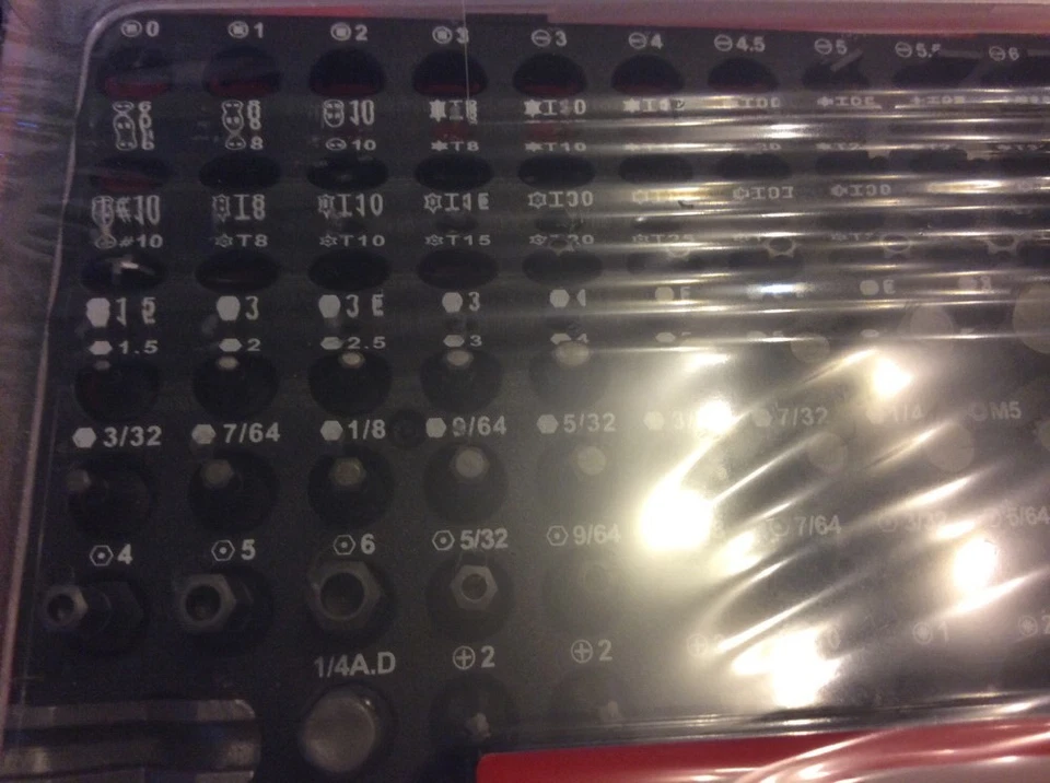 Mac Tools. 100 Bits Set. 1/4 Drive  Sealed and new  TORX Hex Screwdriver bits   - Image 2 of 4